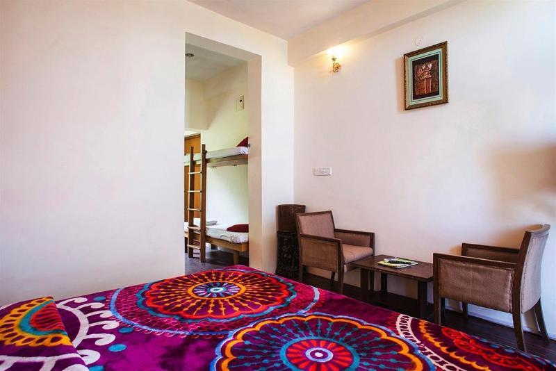 Oyo 28425 Dal Lake Resort Дармсала Екстер'єр фото
