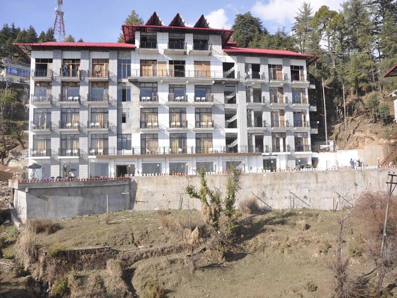 Oyo 28425 Dal Lake Resort Дармсала Екстер'єр фото